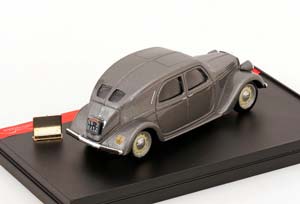 LANCIA APRILIA MUSEO NICOLIS 1942 GREY METALLIC — фото 2