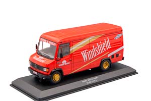 MERCEDES-BENZ 814D ИЗ СЕРИИ RALLYE VÉHICULES D'ASSISTANCE