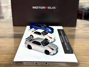 NISSAN SKYLINE GT-R R34 NISMO CUSTOMIZED 3 CAR SET SILVER/WHITE/BLUE / НИССАН СКАЙЛАЙН GT-R R34 NISMO КАСТОМНАЯ ВЕРСИЯ НАБОР ИЗ 3 МОДЕЛЕЙ СЕРЕБРИСТЫЙ/БЕЛЫЙ/СИНИЙ — фото 3
