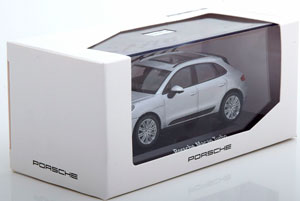 PORSCHE MACAN TURBO 2015 SILVER — фото 3
