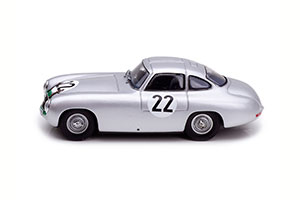 MERCEDES W196 300 SL 1952 LE MANS #22 — фото 7