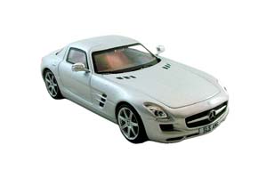 MERCEDES-BENZ SLS AMG (2010), MERCEDES-BENZ OFFIZIELLE MODELL-SAMMLUNG 34, SILVER