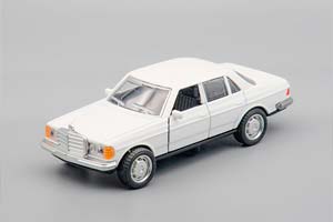MERCEDES-BENZ, БЕЛЫЙ