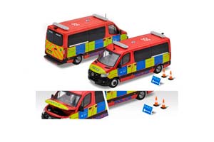 MERCEDES-BENZ SPRINTER UK POLICE CAR (BX19 GXG), RED/YELLOW/BLUE. (ДЛИНА МОДЕЛИ 6-10 СМ)