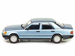 MERCEDES W124 300E 1984 BLUE — фото 4