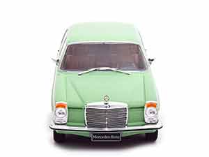 MERCEDES W115 220 D 1972 LIGHT GREEN — фото 4