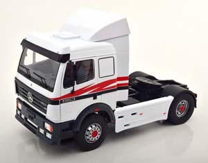 MERCEDES SK 2 TOWING VEHICLE 1994 WHITE RED