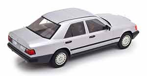 MERCEDES W124 E-CLASS 300E 1984 SILVER  / МЕРСЕДЕС W124 E-CLASS 300E 1984 СЕРЕБРО — фото 2