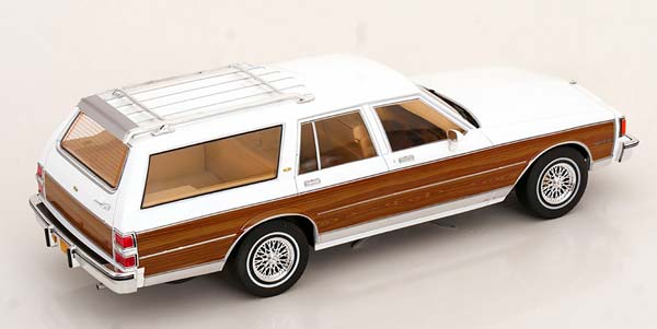 CHEVROLET CAPRICE ESTATE WHITE / BROWN / ШЕВРОЛЕ КАПРИКЕ УНИВЕРСАЛ БЕЛЫЙ КОРИЧНЕВЫЙ — фото 2