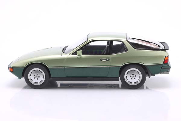 PORSCHE 924 TURBO YEAR 1979 LIGHT GREEN / DARK GREEN / ПОРШЕ 924 ТУРБО СВЕТЛО-ЗЕЛЕНЫЙ ТЕМНО-ЗЕЛЕНЫЙ — фото 4
