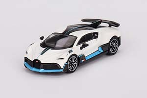 BUGATTI DIVO 2023 WHITE