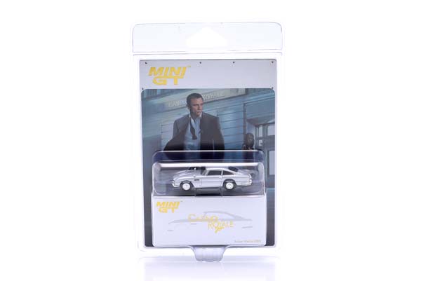 ASTON MARTIN DB5 JAMES BOND - CASINO ROYALE (2006) SILVER / АСТОН МАРТИН DB5 ДЖЕЙМС БОНД КАСИНО РОЙАЛЕ СЕРЕБРИСТЫЙ