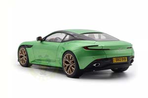 ASTON MARTIN DB12 2025 LIGHT GREEN/ АСТОН МАРТИН ДБ12 СВЕТЛО-ЗЕЛЕНЫЙ — фото 13