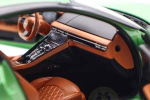 ASTON MARTIN DB12 2025 LIGHT GREEN/ АСТОН МАРТИН ДБ12 СВЕТЛО-ЗЕЛЕНЫЙ — фото 8
