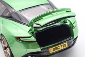 ASTON MARTIN DB12 2025 LIGHT GREEN/ АСТОН МАРТИН ДБ12 СВЕТЛО-ЗЕЛЕНЫЙ — фото 10