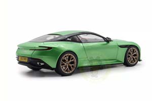 ASTON MARTIN DB12 2025 LIGHT GREEN/ АСТОН МАРТИН ДБ12 СВЕТЛО-ЗЕЛЕНЫЙ — фото 2