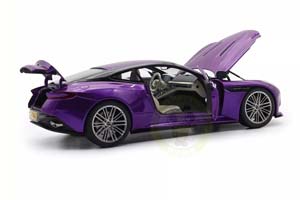 ASTON MARTIN DB12 2025 VIOLET / АСТОН МАРТИН ДБ12 ФИОЛЕТОВЫЙ — фото 4
