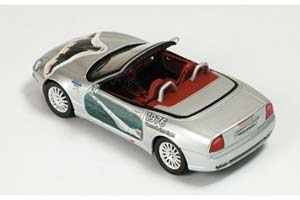 MASERATI COUPE CAMBIOCORSA 2002 GRAY (MASERATI 90TH ANNIVERSARY CONCORDE #1976) — фото 2