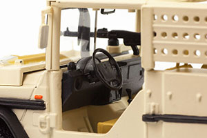 TANK ЛЕГКАЯ ПЕХОТНАЯ МАШИНА ДЛЯ СПЕЦИАЛЬНЫХ ОПЕРАЦИЙ AGF SERVAL 2006 НА БАЗЕ MERCEDES-BENZ G-KLASS (W461) БЕЖЕВЫЙ — фото 9
