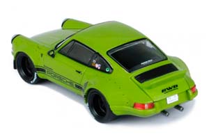 PORSCHE 911 (930) RWB RAUH-WELT BACKDATE OLIVE GREEN — фото 2