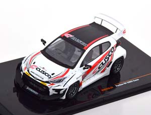 TOYOTA GR YARIS PANDEM CUSCO WHITE RED BLACK