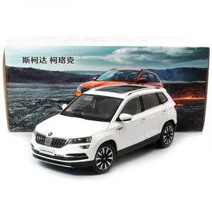 SKODA KAROQ 1/18 DEALER MODEL