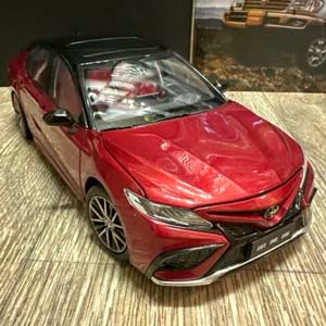 TOYOTA CAMRY ACTIVE RED 1/18 TNGA