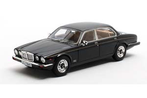 JAGUAR XJ6 SIII 4.2 - 1979-1985 / ЯГУАР XJ6 СИИИ 4 2 ЧЕРНЫЙ