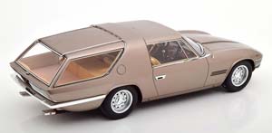 FERRARI 330 GT 2+2 SHOOTING BRAKE VIGNALE 1968 LIGHTBROWN-METALLIC — фото 2