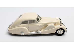 MERCEDES 500K SPECIAL STREAMLINE CAR TAN TJOAN KENG 1935 WHITE — фото 9