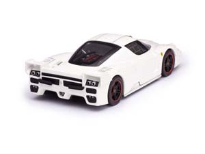 FERRARI FXX 2008 WHITE PEARL MICA /BLACK RIMS — фото 4