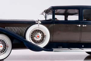 DUESENBERG MODEL J WILLOUGHBY BERLINE 1934 BLACK/SILVER / ДЮЗЕНБЕРГ МОДЕЛЬ J УИЛЛОУБИ БЕРЛИН 1934 ЧЕРНЫЙ/СЕРЕБРИСТЫЙ — фото 6