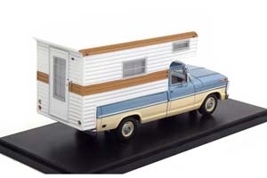 FORD F-100 1968 METALLIC LIGHT BLUE/BEIGE — фото 2
