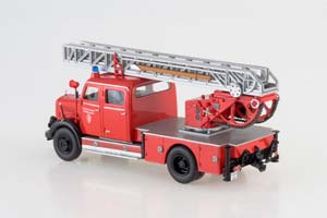 MERCEDES L 3500 DL 25 METZ FREIWILLIGE FEUERWEHR SCHWABISCH GMUND 1959 RED / МЕРСЕДЕС L 3500 DL 25 МЕТЦ ДОБРОВОЛЬНАЯ ПОЖАРНАЯ КОМАНДА ШВЕБИШ ГМУНД 1959 КРАСНЫЙ — фото 4