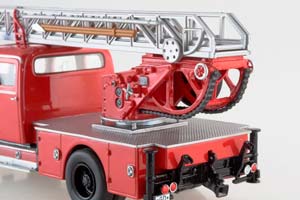 MERCEDES L 3500 DL 25 METZ FREIWILLIGE FEUERWEHR SCHWABISCH GMUND 1959 RED / МЕРСЕДЕС L 3500 DL 25 МЕТЦ ДОБРОВОЛЬНАЯ ПОЖАРНАЯ КОМАНДА ШВЕБИШ ГМУНД 1959 КРАСНЫЙ — фото 9
