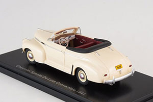 CHEVROLET SPECIAL DE LUXE CONVERTIBLE 1941 BEIGE — фото 4