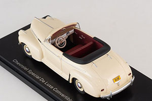 CHEVROLET SPECIAL DE LUXE CONVERTIBLE 1941 BEIGE — фото 6