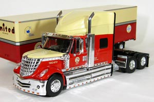 INTERNATIONAL LONESTAR TRUCK 2010 RED/BEIGE / ИНТЕРНЕШНЛ ЛОНСТАР — фото 5
