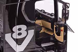 SCANIA 730S 4X2 V8 СЕДЕЛЬНЫЙ ТЯГАЧ, ЧЕРНЫЙ С НАНЕСЕНИЕМ V8 — фото 13