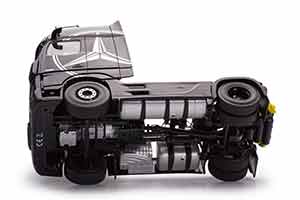 MERCEDES-BENZ ACTROS GIGASPACE 4X2 СЕДЕЛЬНЫЙ ТЯГАЧ, (С РАБОТАЮЩИМ СВЕТОМ) ЧЕРНЫЙ С РИСУНКОМ МЕРСЕДЕС — фото 20