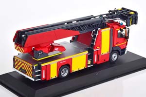 MERCEDES ATEGO EPC L32 A-XS FIRE ENGINE — фото 2