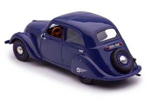 PEUGEOT 202 1939 СИНИЙ — фото 3
