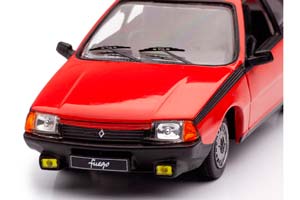 RENAULT FUEGO GTX 1985 КРАСНЫЙ — фото 3