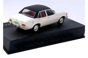 OPEL REKORD D 2.1 1973-1977 WHITE BLACK — фото 2