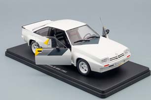 OPEL MANTA B 400 1981 WHITE GREY YELLOW — фото 4