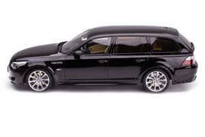 BMW E61 M5 TOURING 2004 BLACK / БМВ М5 ТУРИНГ ЧЕРНЫЙ — фото 5