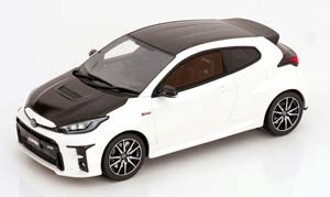 TOYOTA GRMN YARIS RALLY PACKAGE 2022 WHITEMETALLIC CARBON