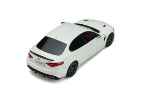 ALFA ROMEO GIULIA QUADRIFOGLIO 2019 WHITE — фото 8