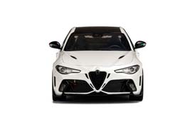 ALFA ROMEO GIULIA GTAM 2020 WHITE — фото 3