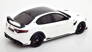 ALFA ROMEO GIULIA GTAM 2020 WHITE — фото 2
